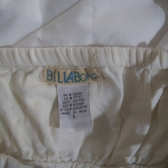 Shoulder strapped top. - Picture 5 of 6